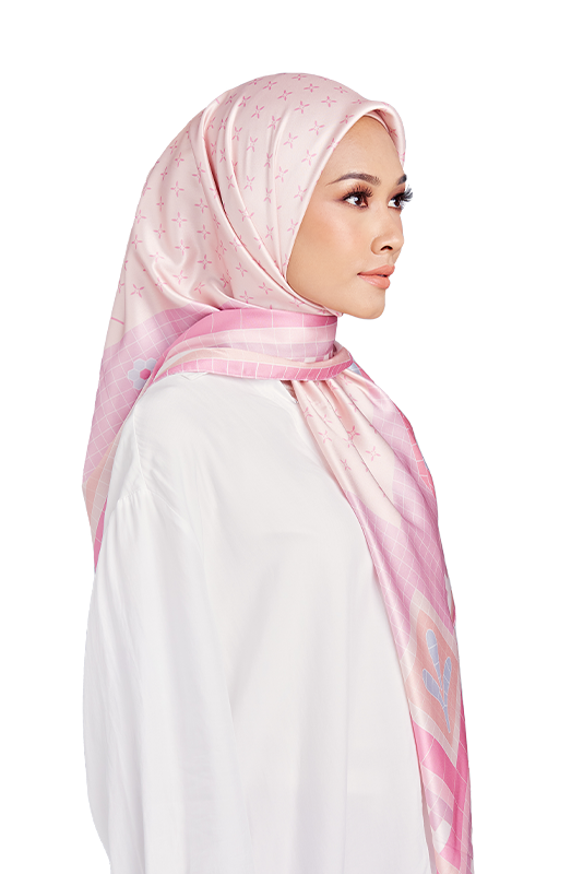 Mozayk Printed Square in Ares Pink Mozayk Printed Square in Ares Pink