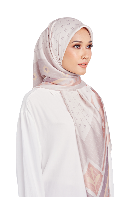 Mozayk Printed Square in Olin Beige Mozayk Printed Square in Olin Beige